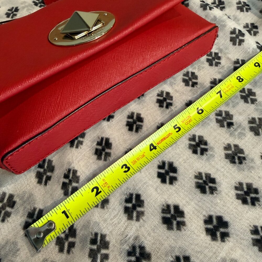 Kate Spade Red Saffiano Leather Crossbody Bag with Gold Turnlock EUC - Picture 8 of 15